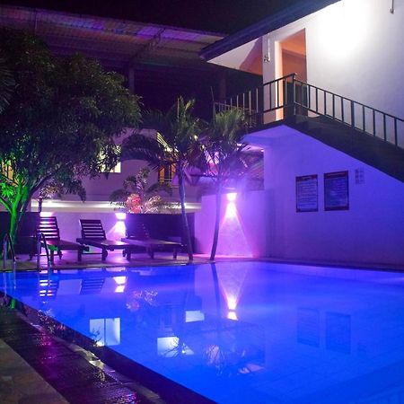 Lion Resort Polonnaruwa Buitenkant foto